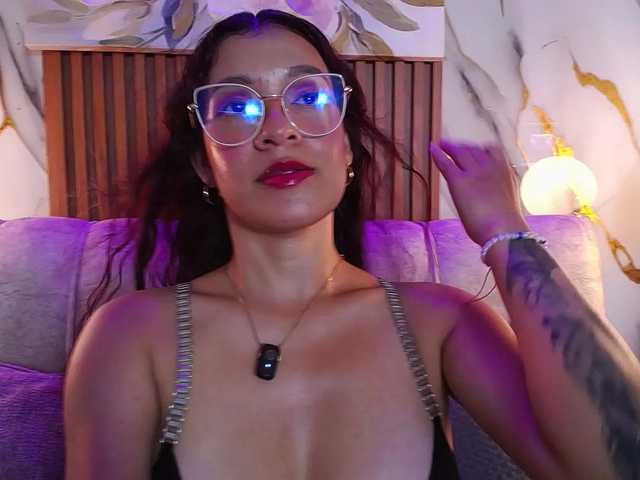 GagingBriana live cam on BongaCams