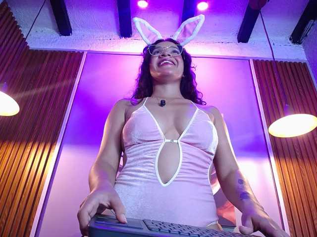 GagingBriana live cam on BongaCams