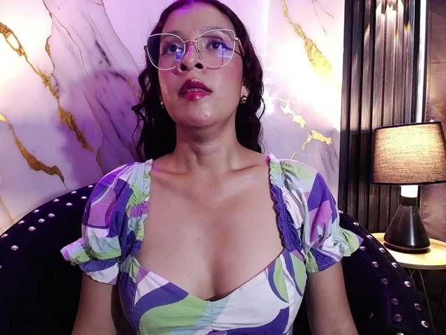 GagingBriana live cam on BongaCams