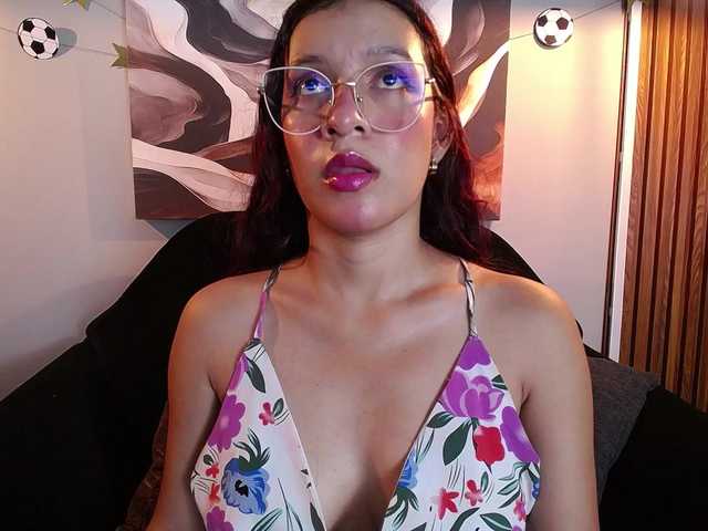 GagingBriana live cam on BongaCams