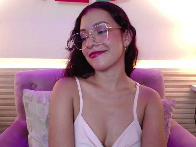 GagingBriana live cam on BongaCams