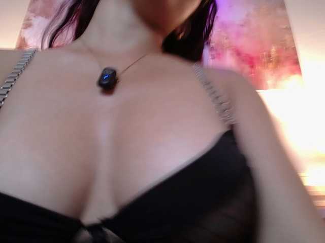 GagingBriana live cam on BongaCams