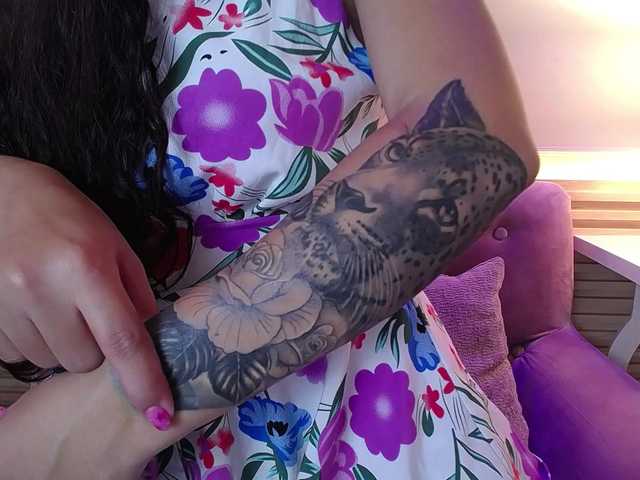 GagingBriana live webcam show