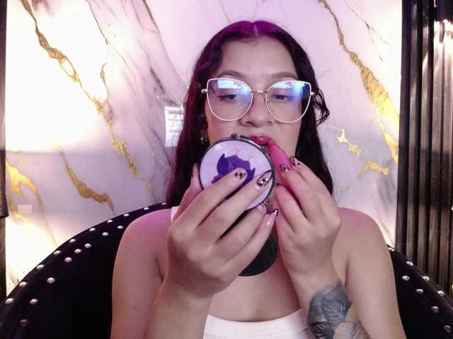 GagingBriana live cam on BongaCams