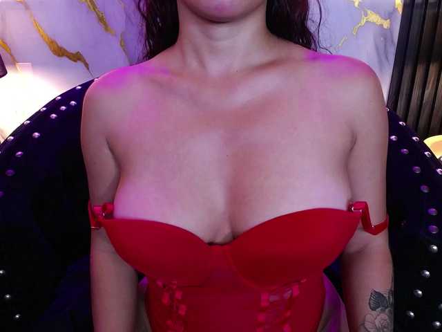 GagingBriana live cam