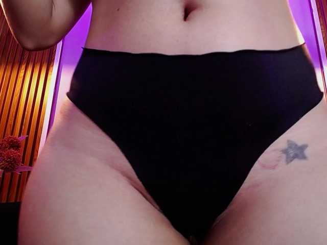 GagingBriana live cam preview