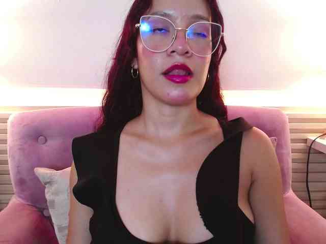 GagingBriana webcam
