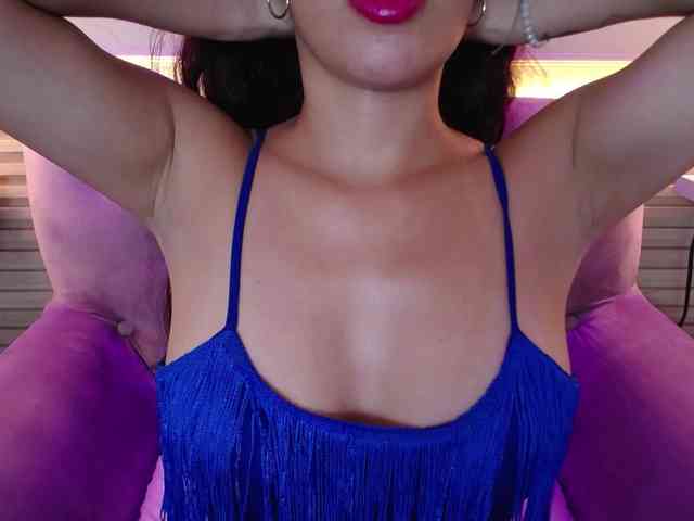 GagingBriana webcam