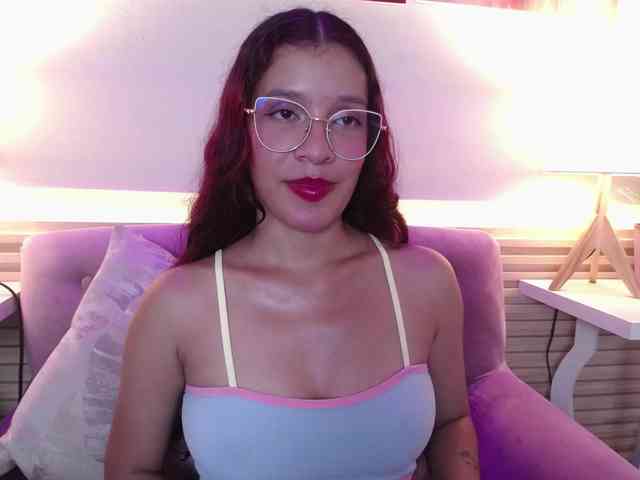 GagingBriana webcam