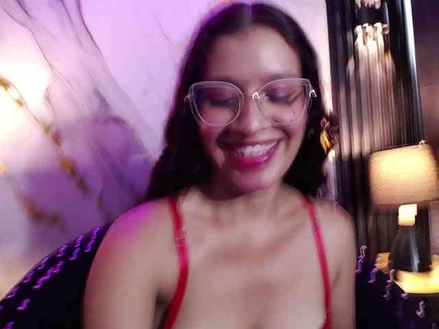 GagingBriana webcam