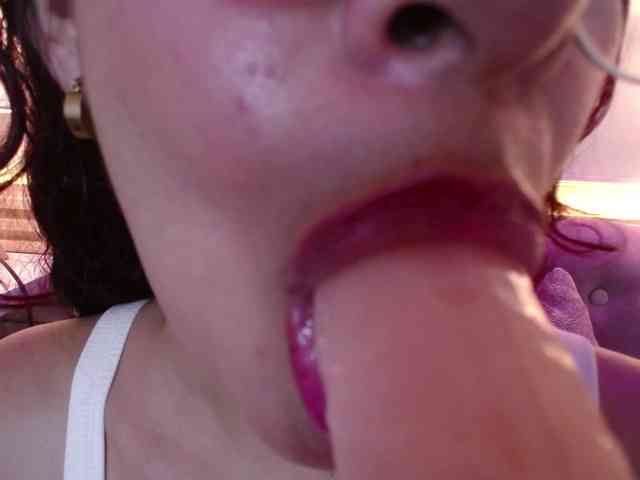 GagingBriana webcam