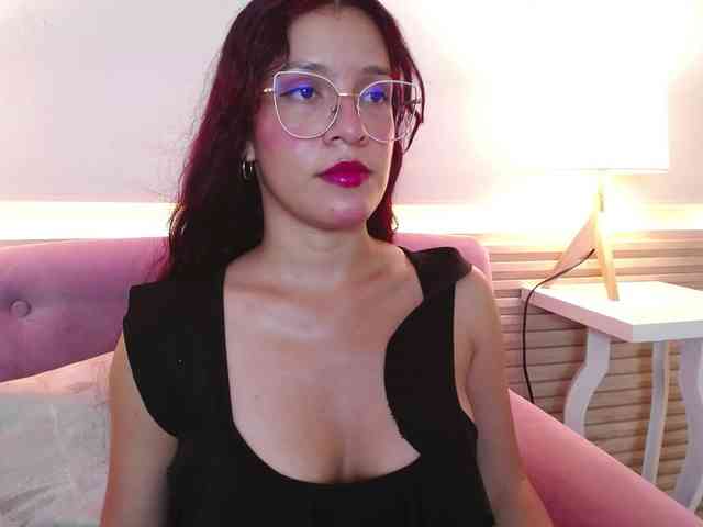GagingBriana webcam
