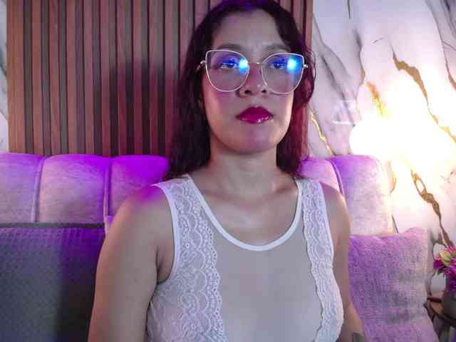 GagingBriana webcam