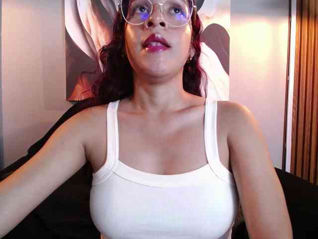 GagingBriana webcam