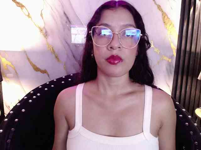 GagingBriana webcam