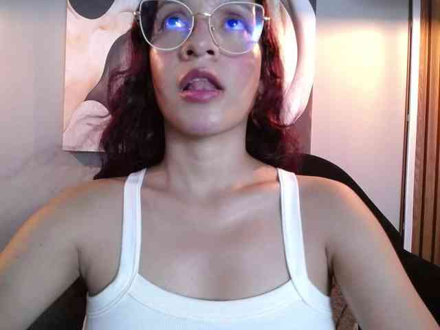 GagingBriana webcam