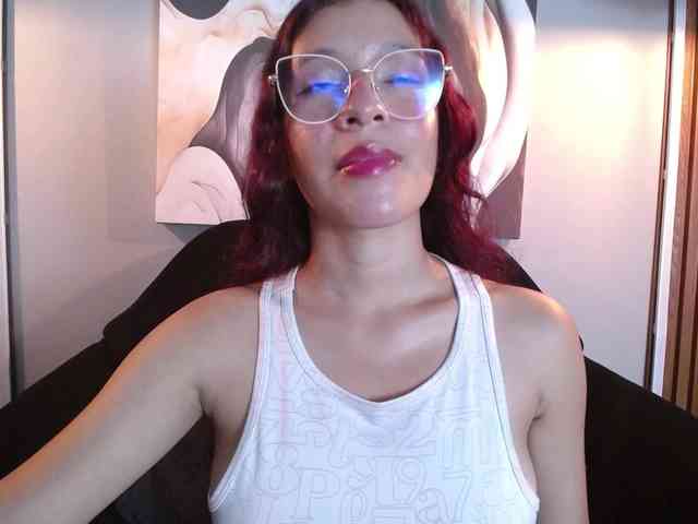 GagingBriana webcam