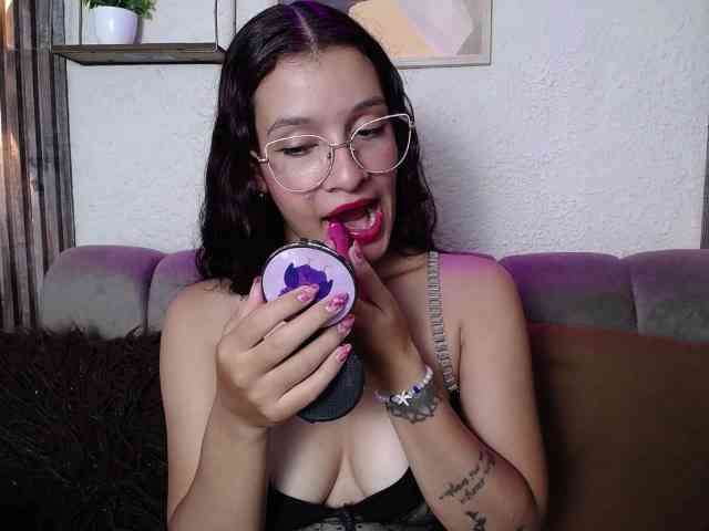 GagingBriana Live Webcam on BongaCams