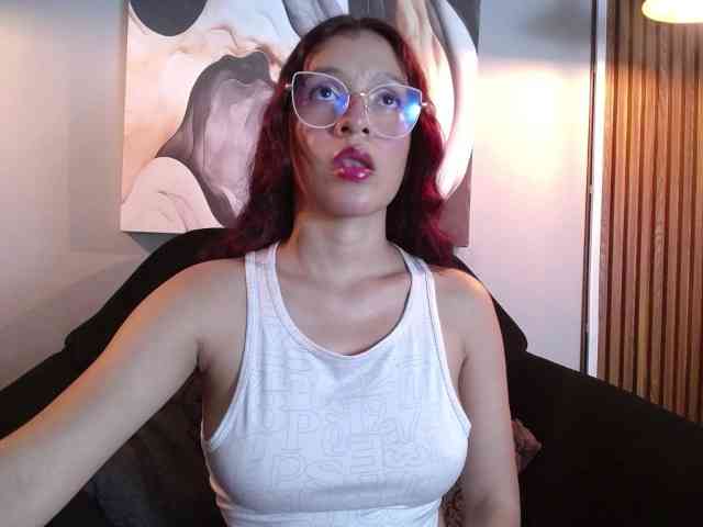 GagingBriana webcam