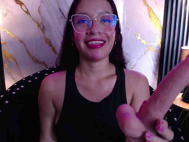 GagingBriana webcam