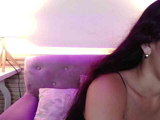 GagingBriana webcam