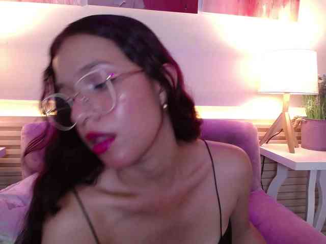 GagingBriana webcam
