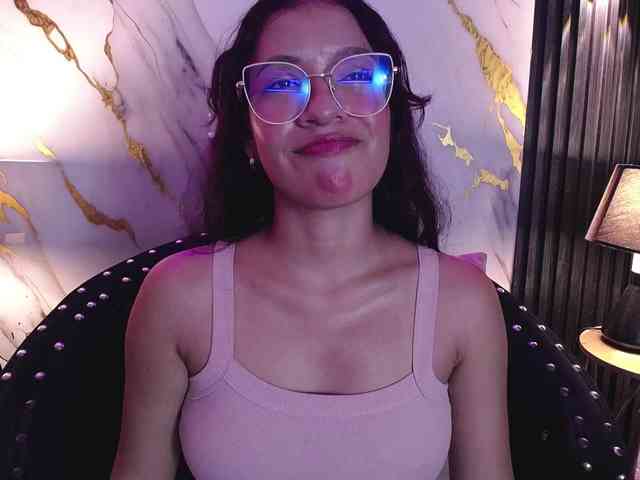 GagingBriana webcam