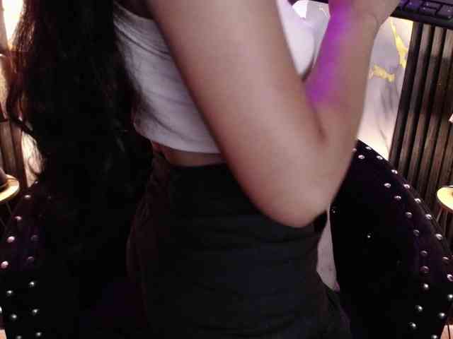 GagingBriana webcam