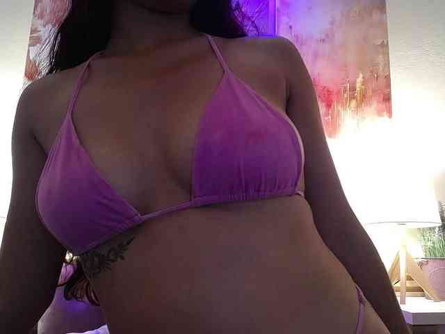 GagingBriana webcam