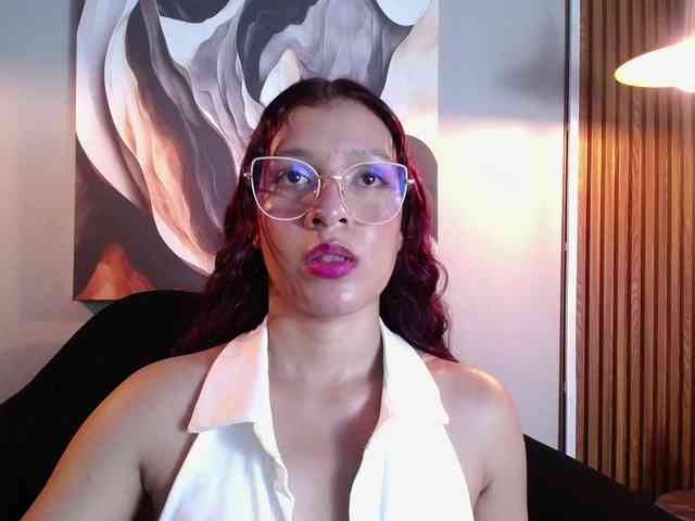GagingBriana webcam