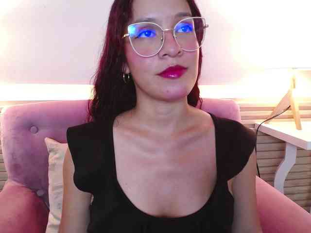 GagingBriana webcam
