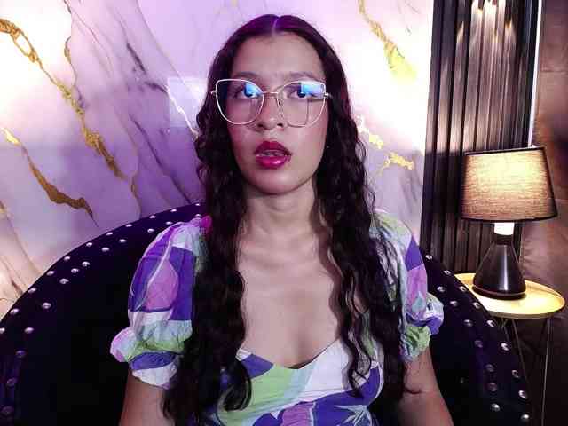 GagingBriana webcam