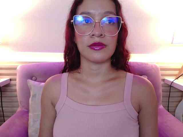 GagingBriana webcam