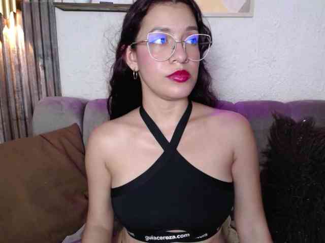 GagingBriana webcam
