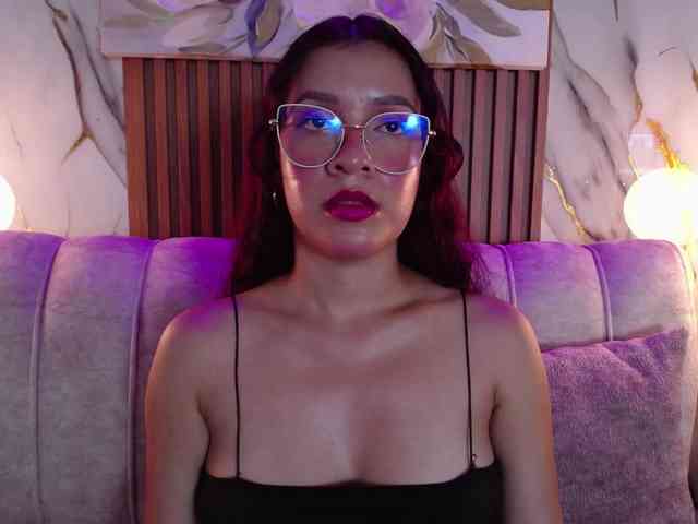 GagingBriana webcam