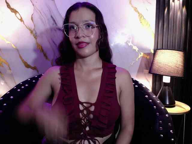 GagingBriana webcam