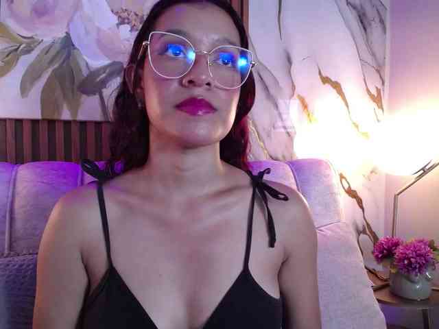 GagingBriana webcam