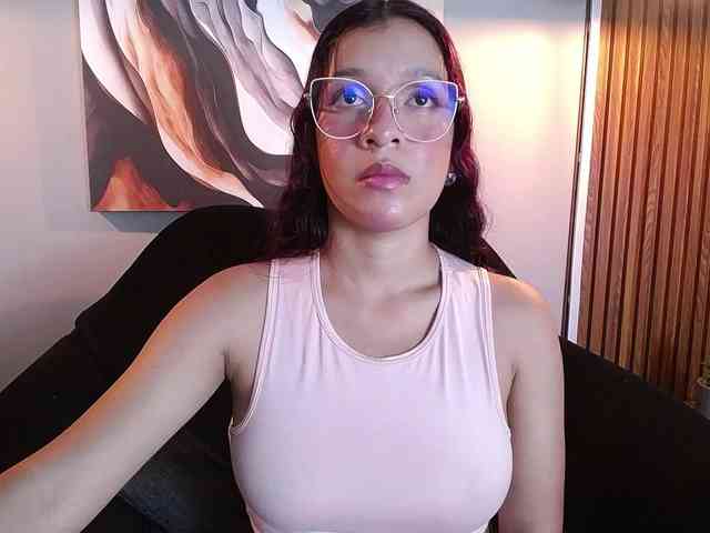 GagingBriana webcam