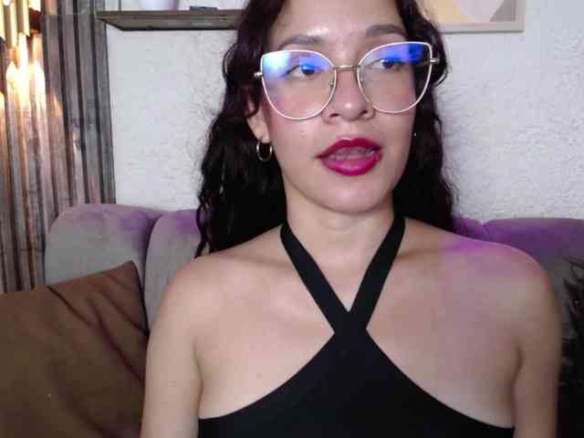 GagingBriana webcam