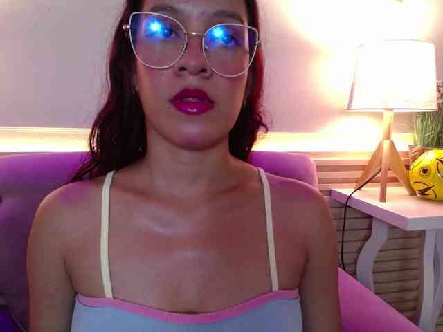 GagingBriana webcam