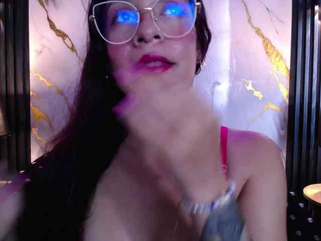 GagingBriana webcam