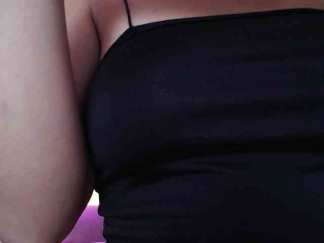 GagingBriana Live Webcam on BongaCams