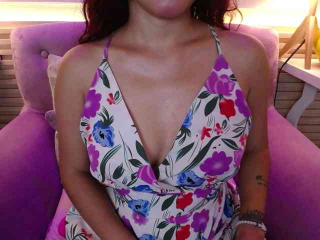 GagingBriana webcam
