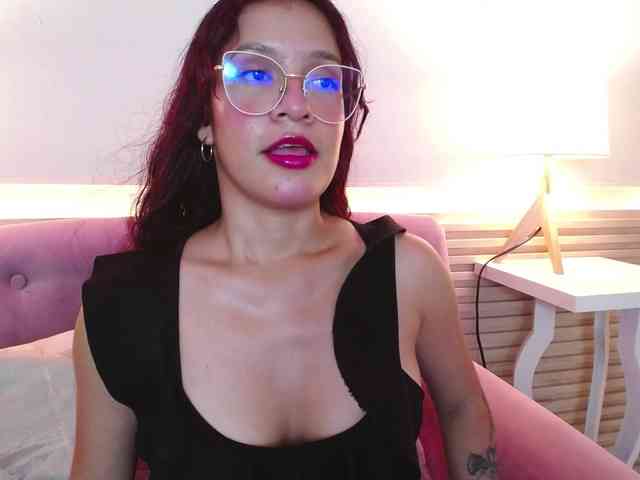 GagingBriana webcam
