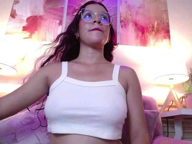 GagingBriana webcam