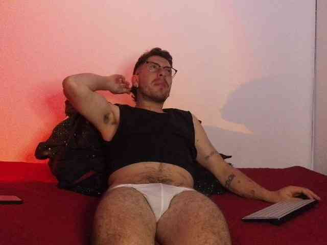 Letorres Live Webcam on BongaCams