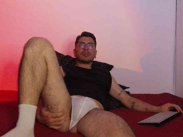 Letorres Live Webcam on BongaCams