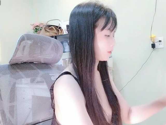SakuraCN live cam on BongaCams