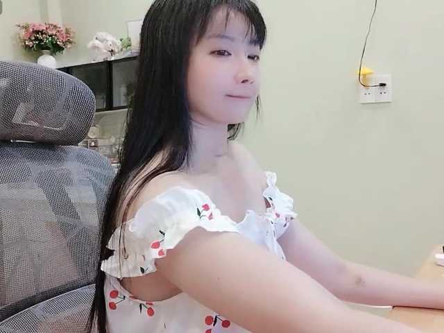 SakuraCN live cam on BongaCams