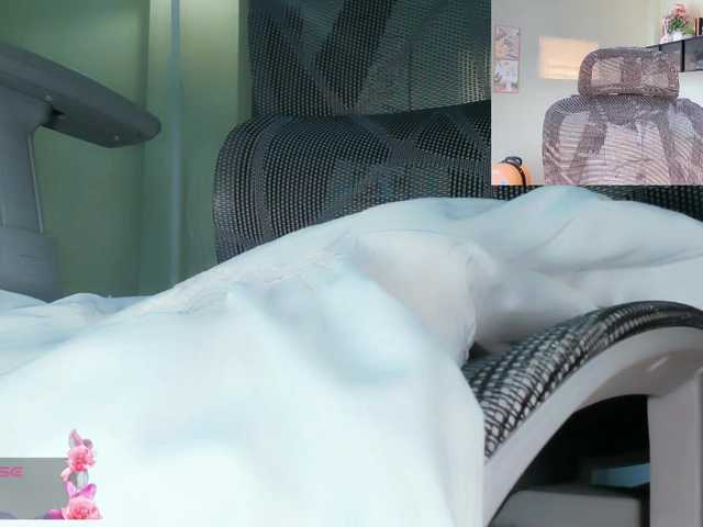 SakuraCN live cam preview